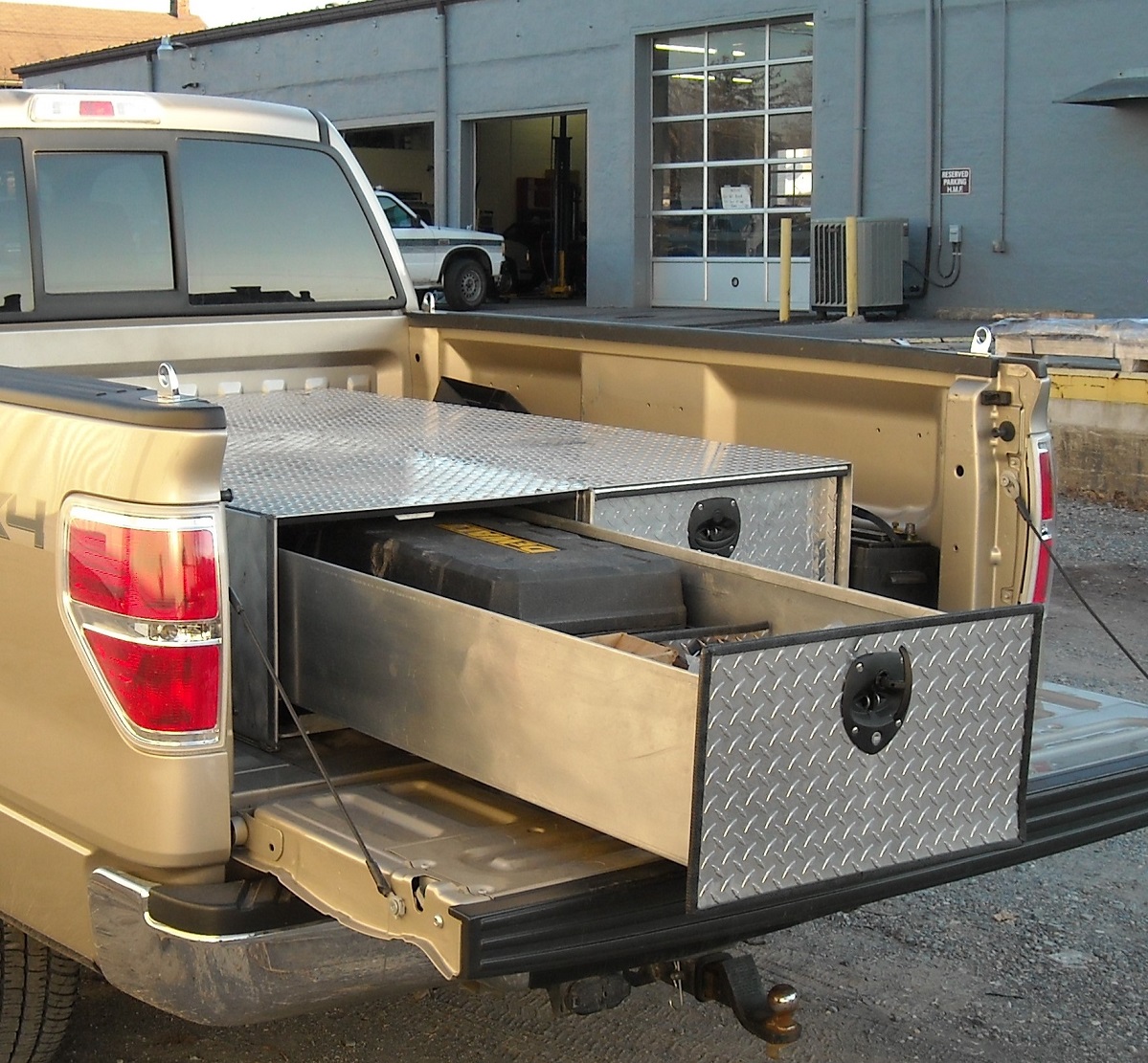 HDN48 Truck Bed Tool Box with 1 Drawer